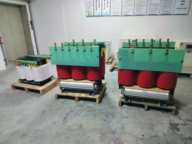 隆昌KS11-1000KVA矿用变压器